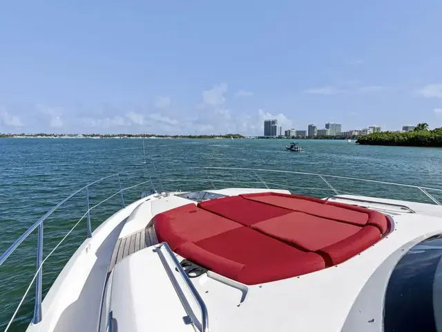 Sunseeker Sport Yacht