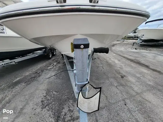 Bayliner 210 Db