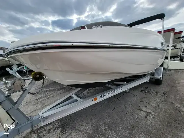 Bayliner 210 Db