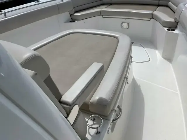 Boston Whaler 330 Outrage