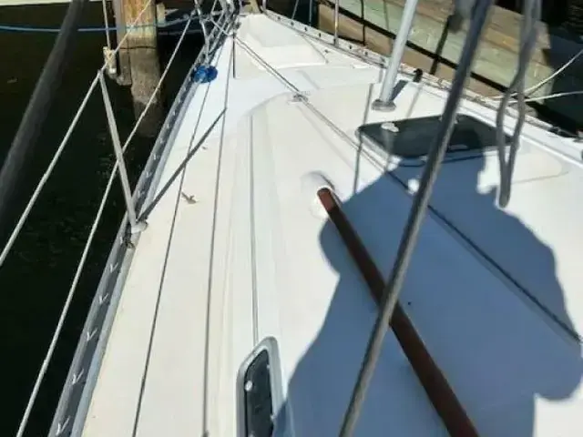 Beneteau Oceanis 381