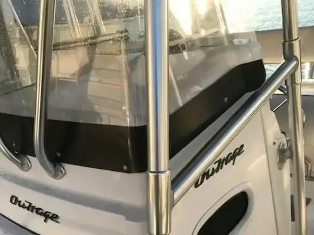 Boston Whaler 260 Outrage