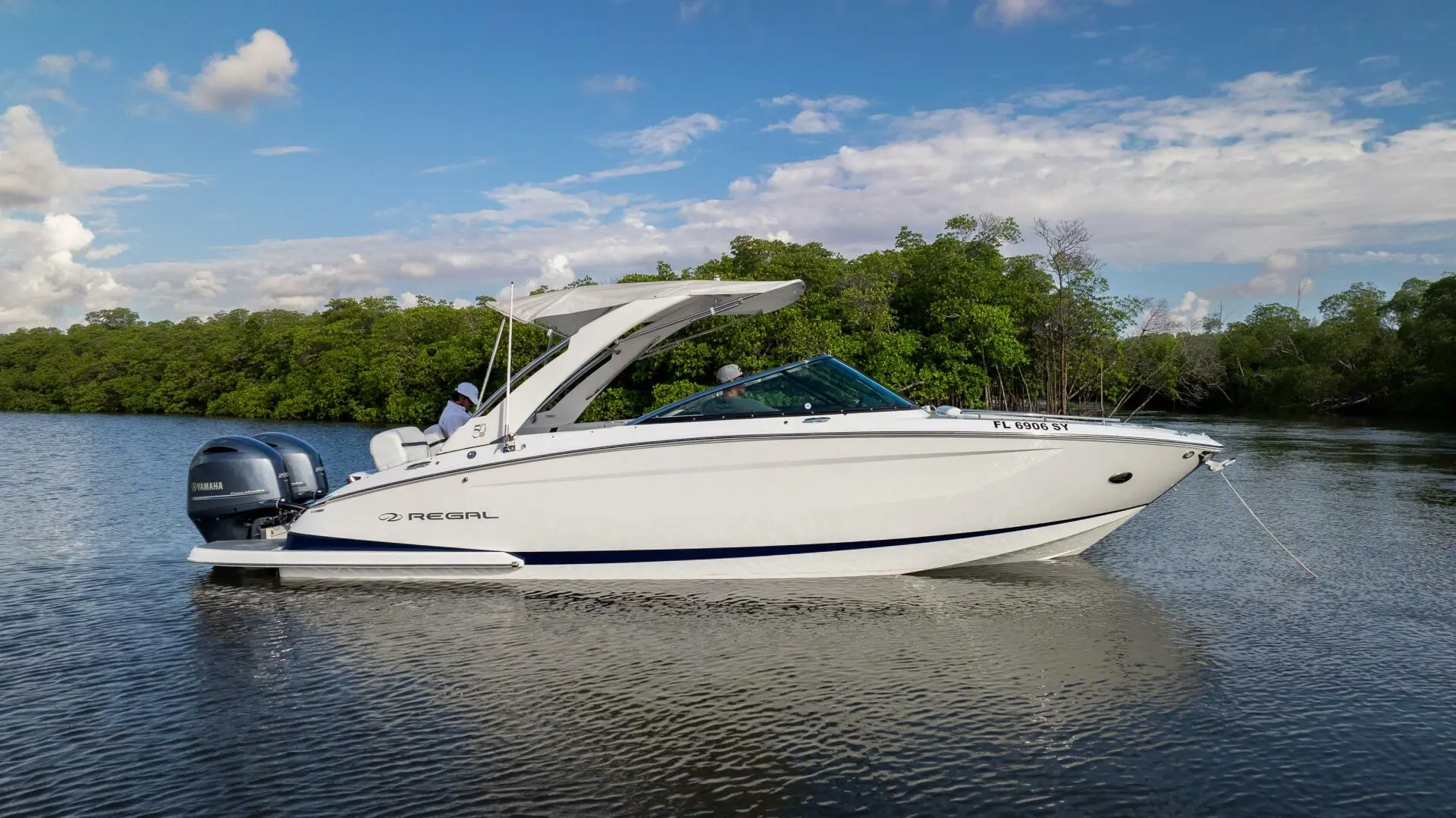 2021 Regal 29 obx