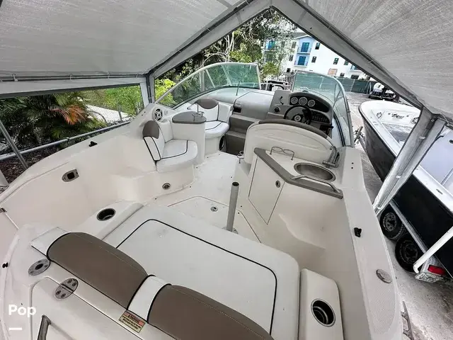 Sea Ray 240 Sundancer