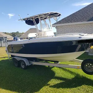 2015 Robalo R222