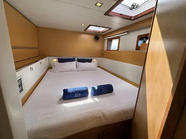 Sunreef 62 Sailing