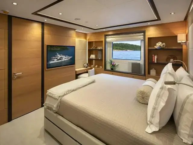 Benetti 140 Crystal