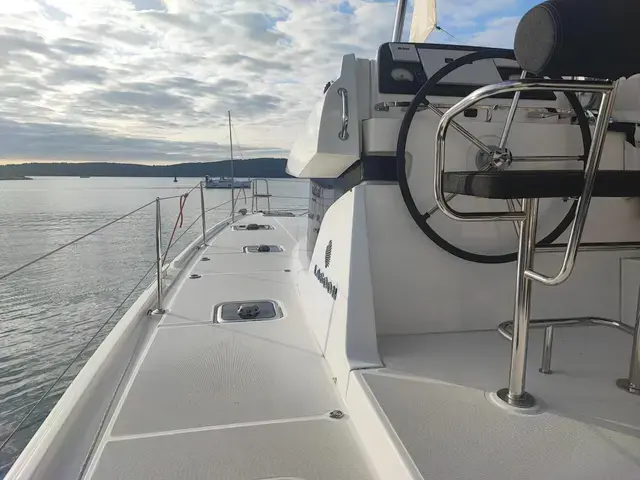 Lagoon 42