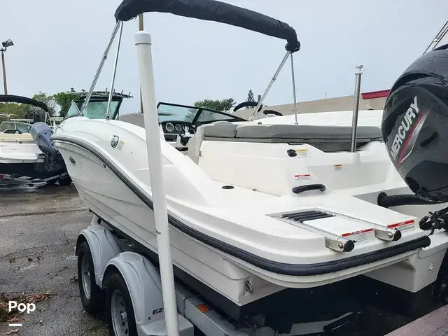 Sea Ray 210 Spx