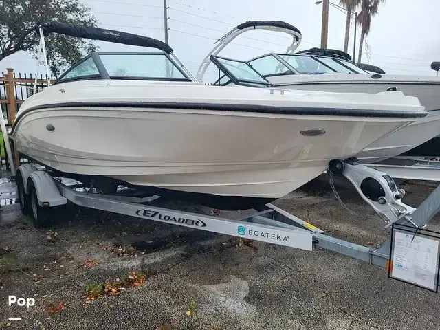 Sea Ray 210 Spx