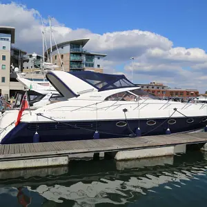 2001 Fairline Targa 43