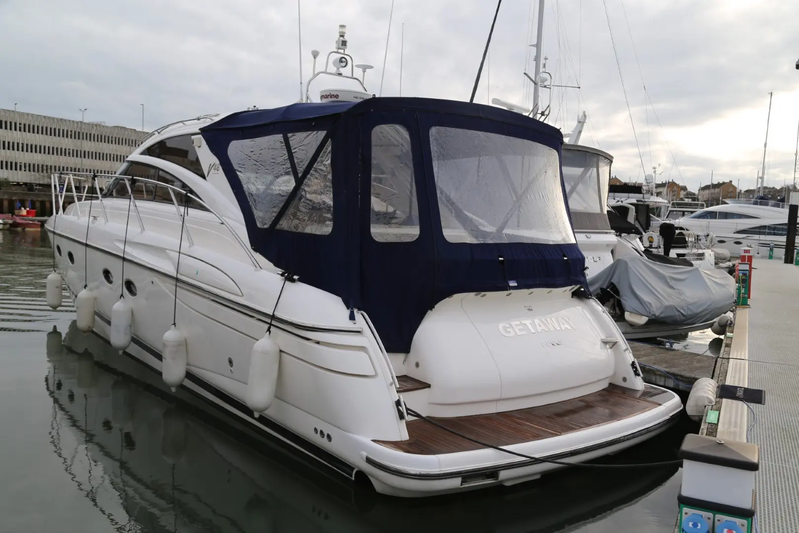 2006 Princess v48