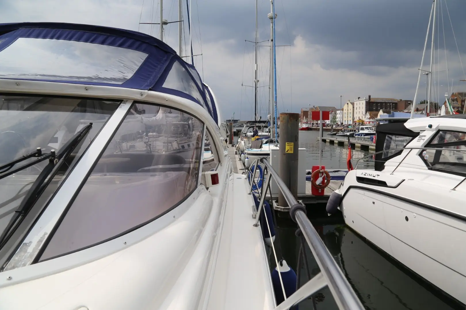 2001 Fairline targa 43