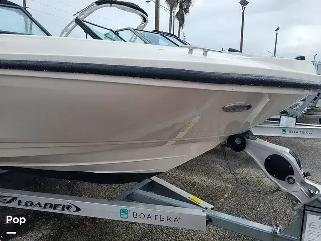 Sea Ray 210 Spx