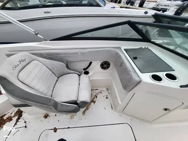 Sea Ray 210 Spx