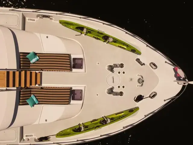 Hatteras Motor Yacht