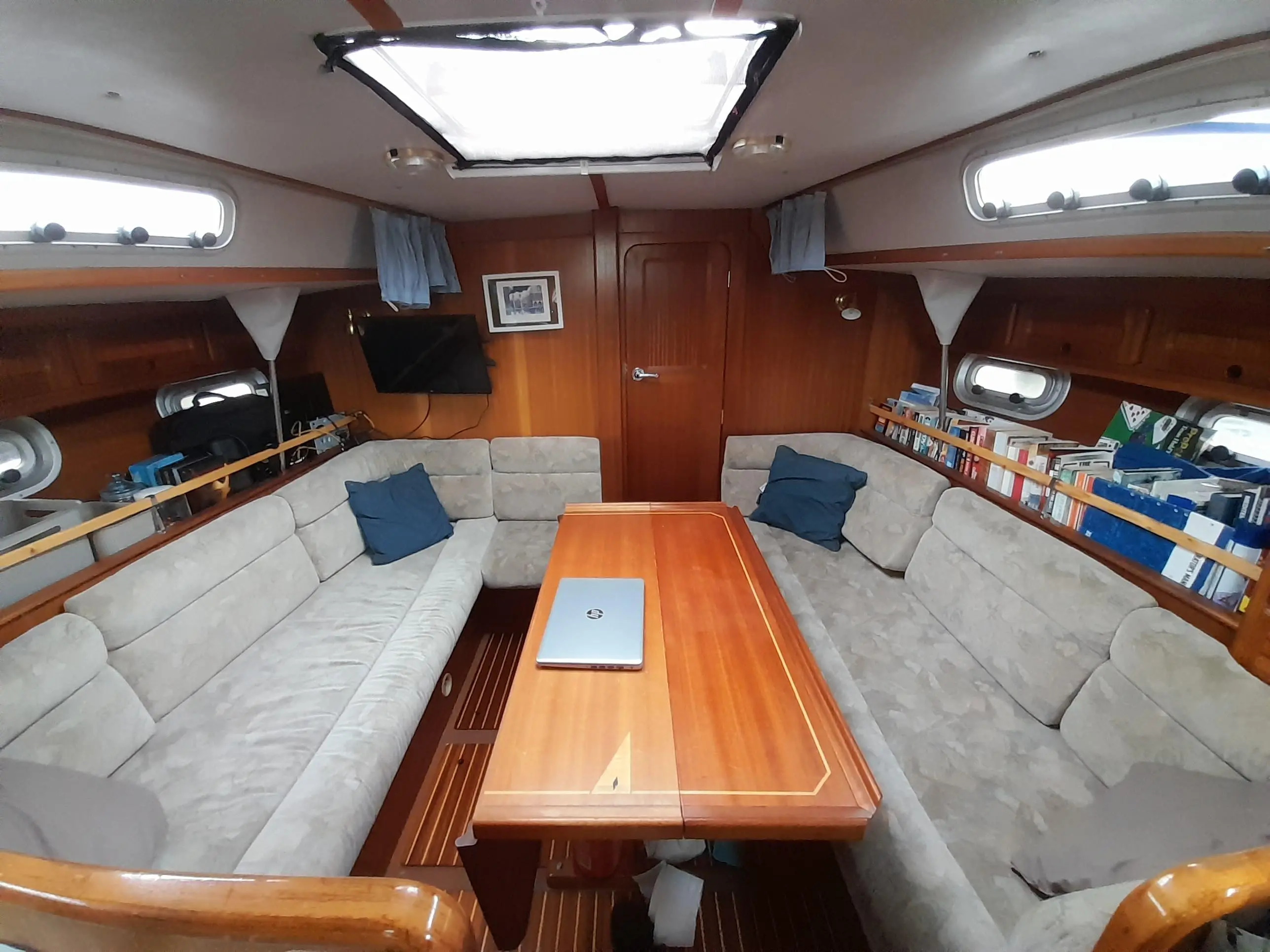 1993 Bavaria 350 lagoon