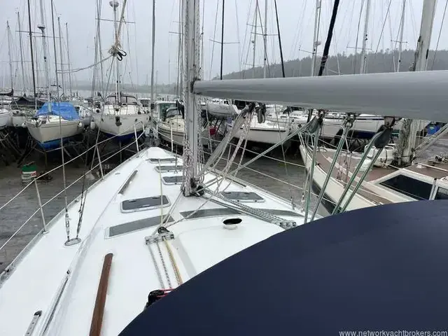 Beneteau Oceanis Clipper 393