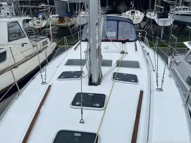 Beneteau Oceanis Clipper 393