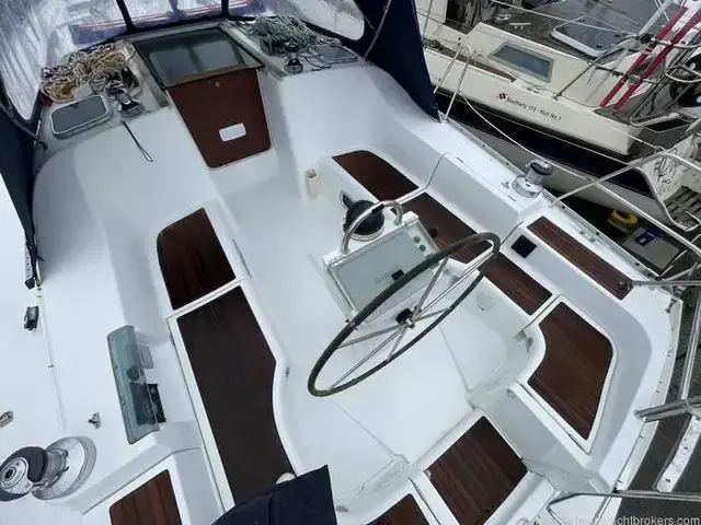 Beneteau Oceanis Clipper 393