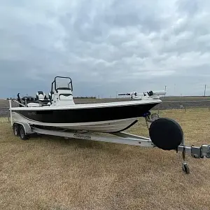 2014 Blue Wave 2400 Pure Bay