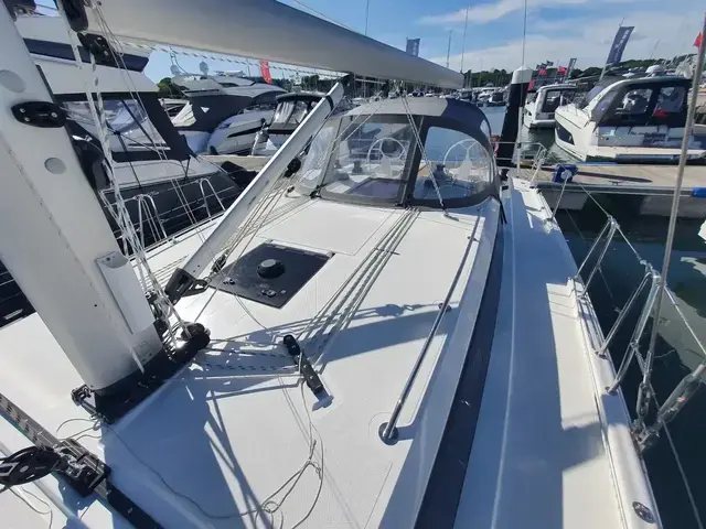 Bavaria C 42