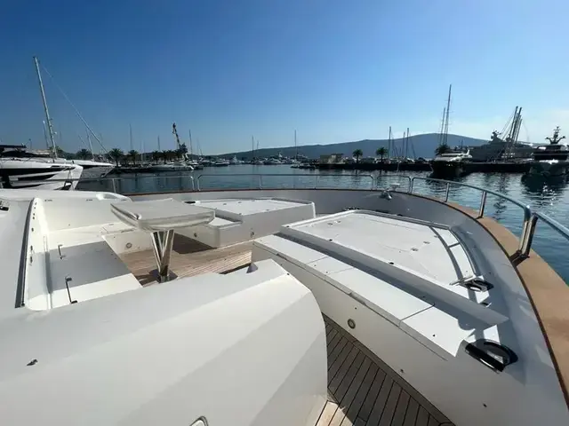 Sunseeker 28M Yacht