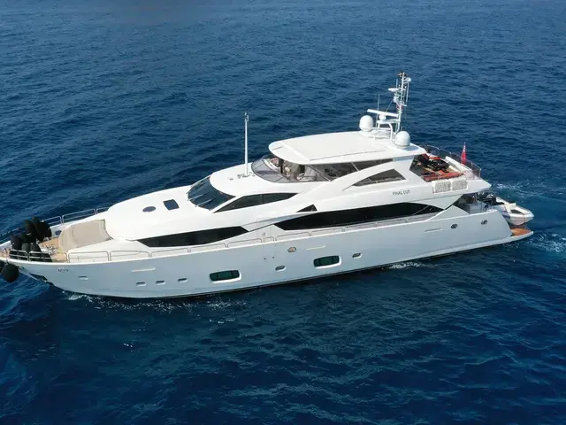 Sunseeker 34M Yacht