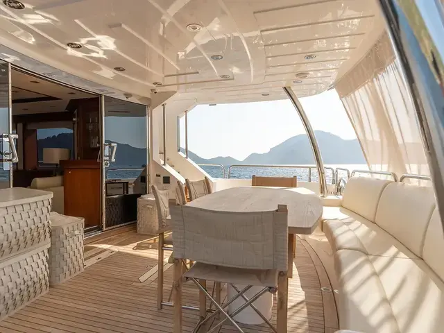 Sunseeker 30M Yacht