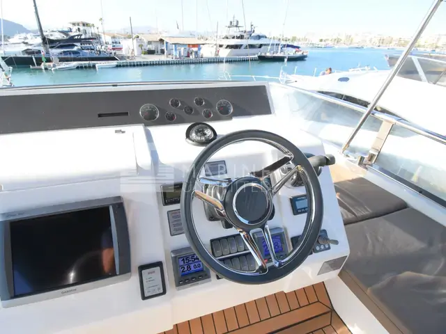 Fairline Squadron 58