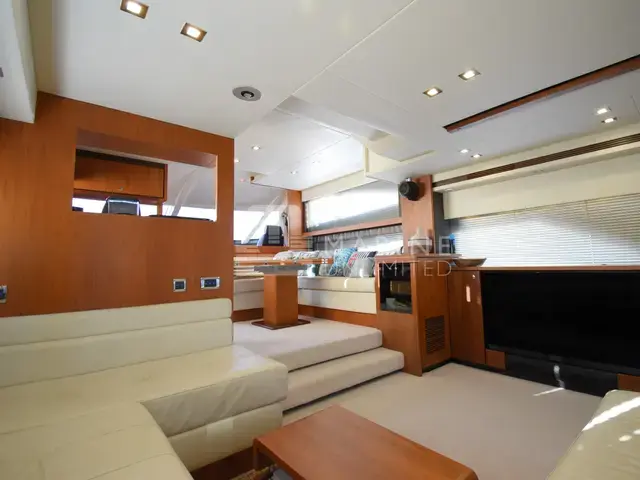 Fairline Squadron 58