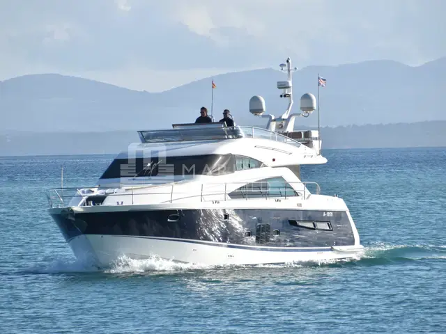 Fairline Squadron 55