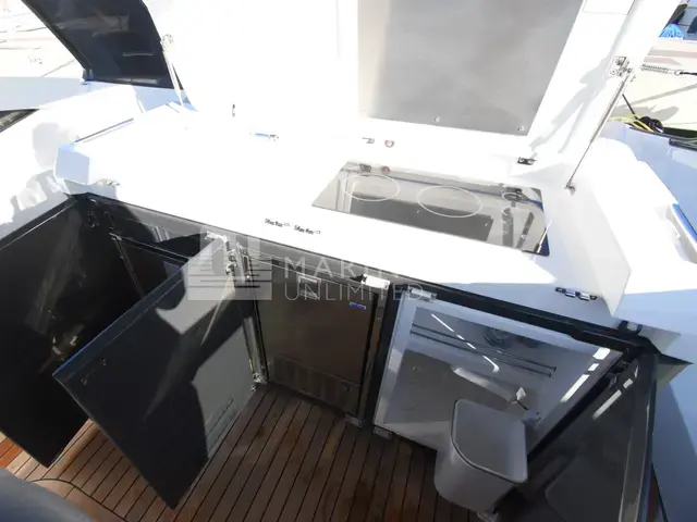 Fairline F Line 33