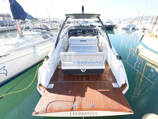 Fairline F Line 33