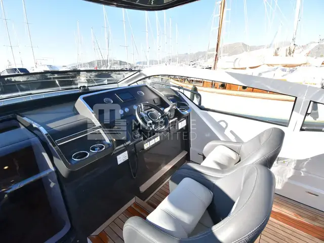 Fairline F Line 33