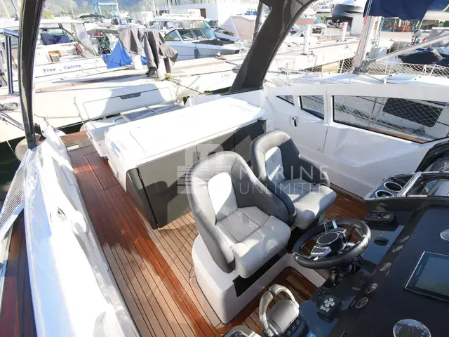 Fairline F Line 33