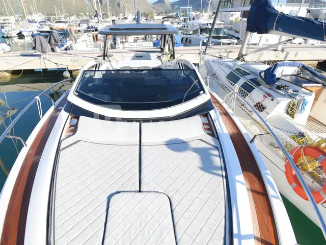 Fairline F Line 33