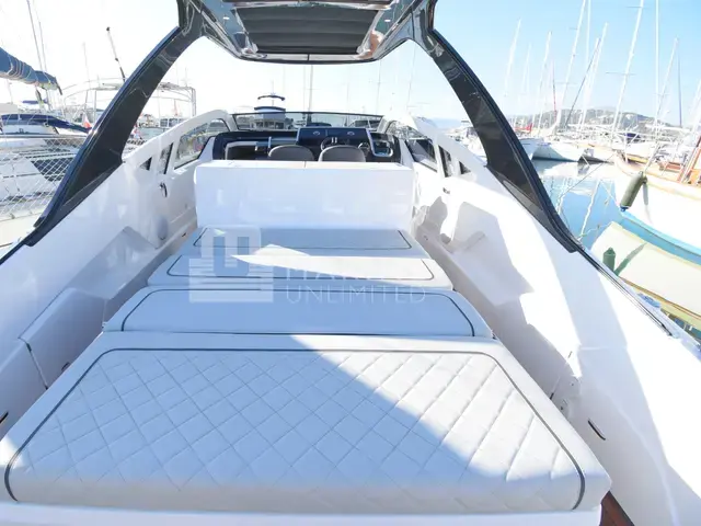 Fairline F Line 33