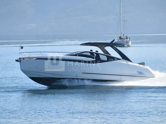 Fairline F Line 33