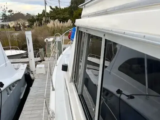 Bayliner 3870 Motor Yacht