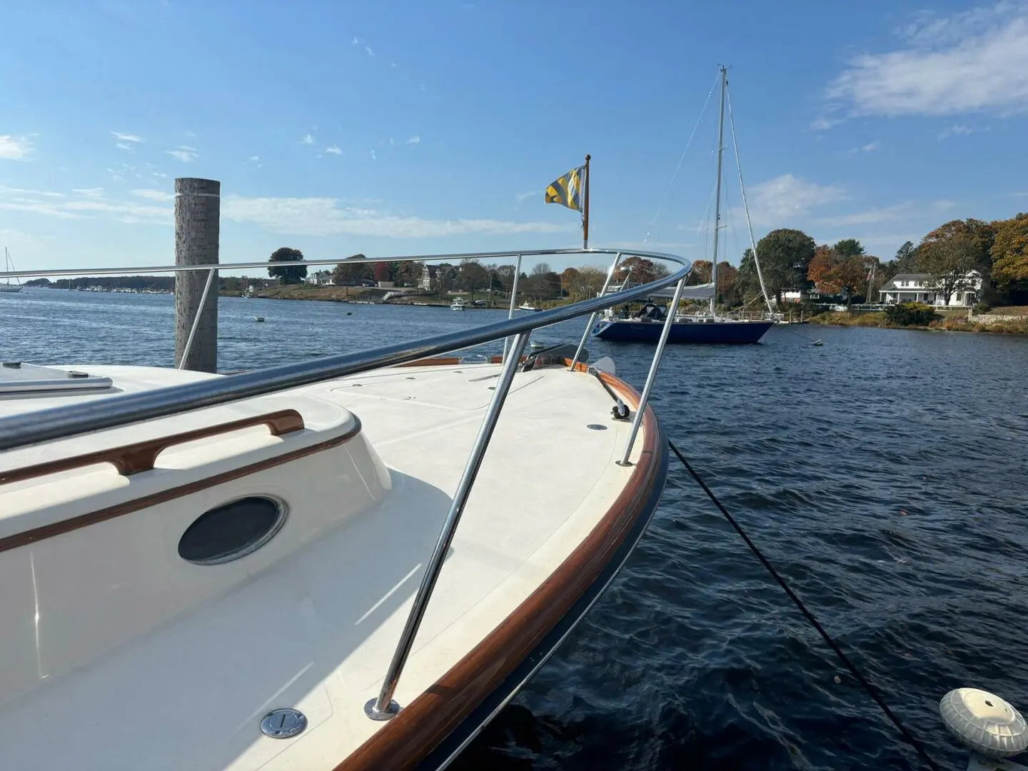 2005 Hinckley talaria 44 motor yacht