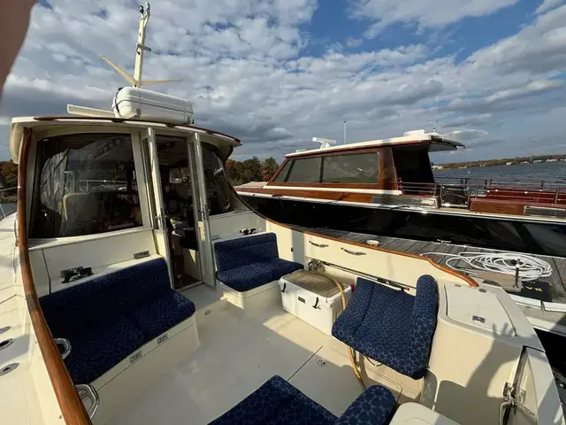 Hinckley Talaria 44 Motor Yacht