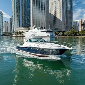 2004 Tiara Yachts 4200 Open