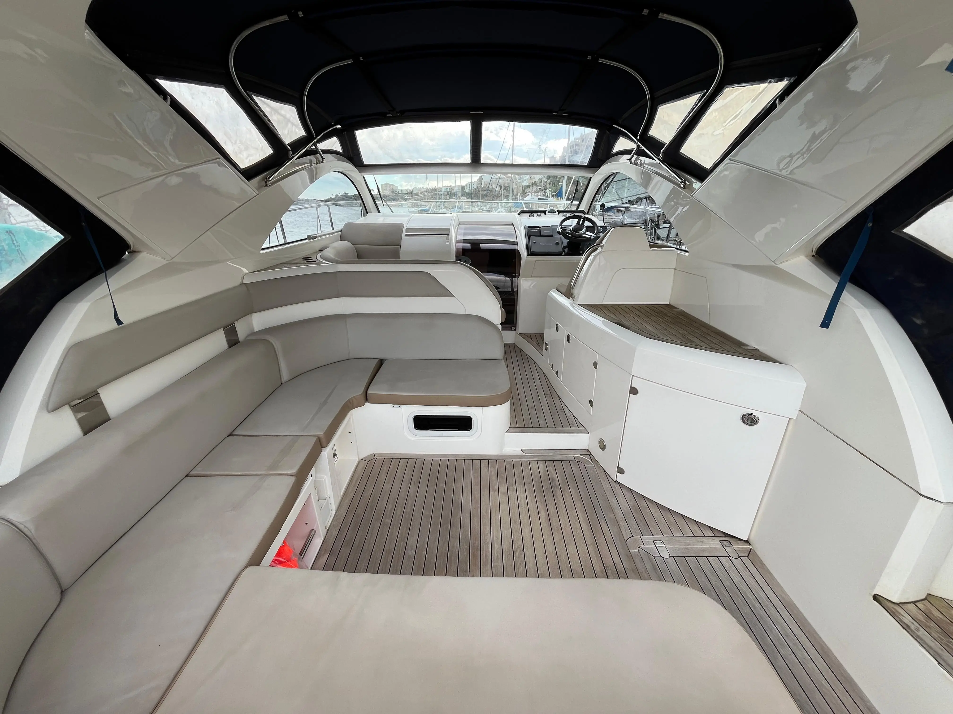 2009 Fairline targa 38