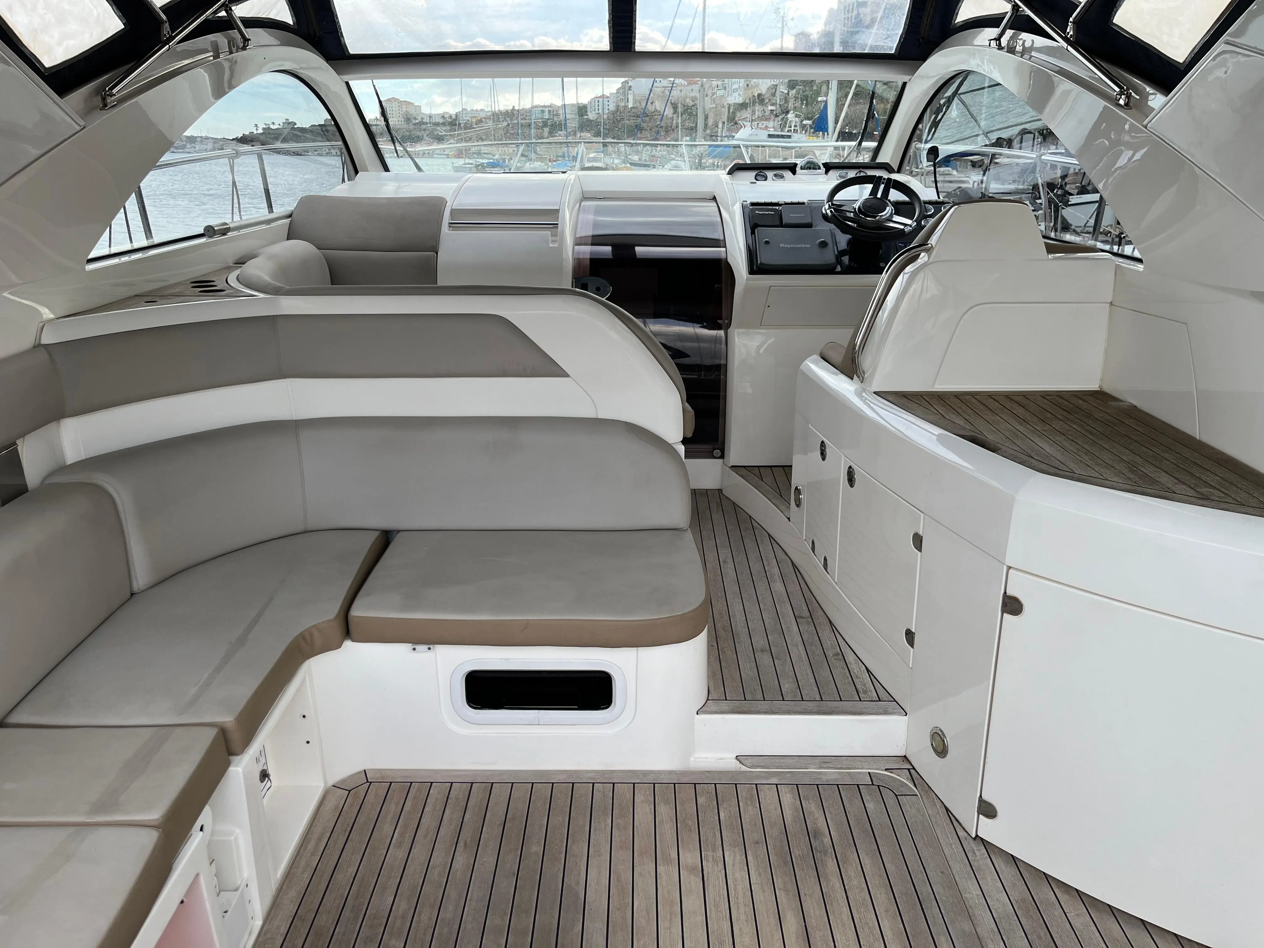 2009 Fairline targa 38