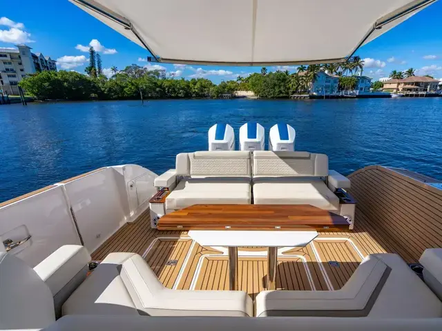 Tiara Yachts