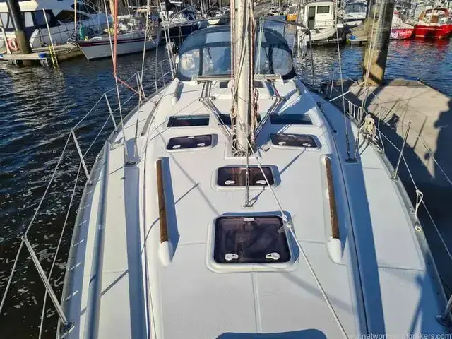 Beneteau Oceanis Clipper 393