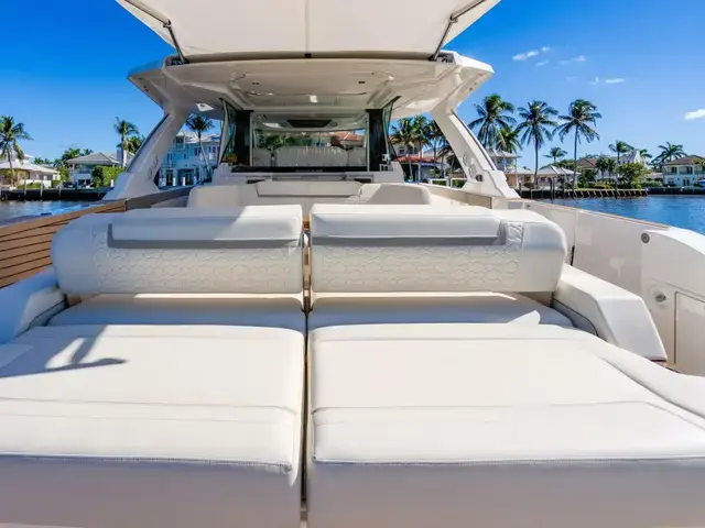 Tiara Yachts