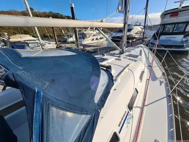 Beneteau Oceanis Clipper 393