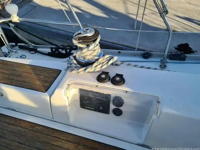 Beneteau Oceanis Clipper 393